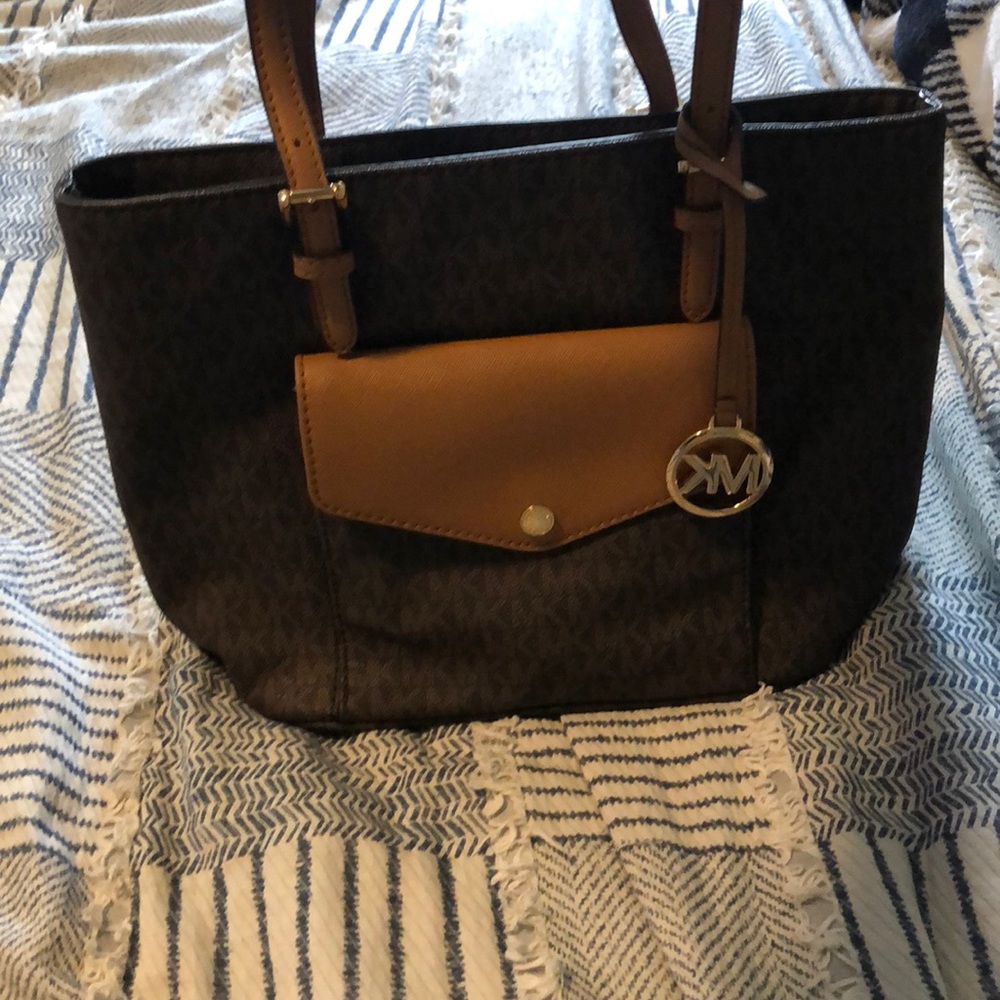 Michael kors mini jet set bag